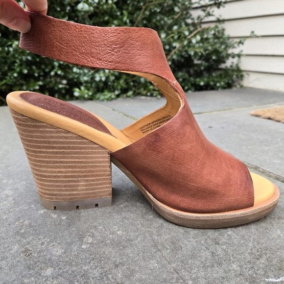 Kork-Ease Linden Sandals - Picture 4 of 10